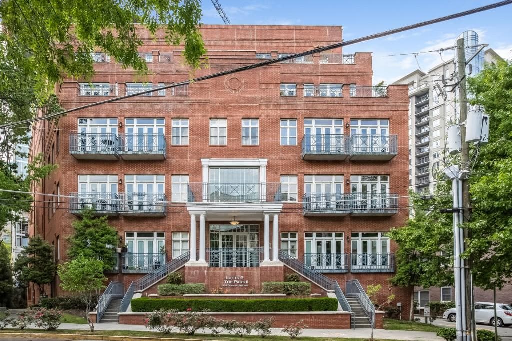1058 Piedmont Avenue 301, Atlanta, GA 30309 — most recent listing photo