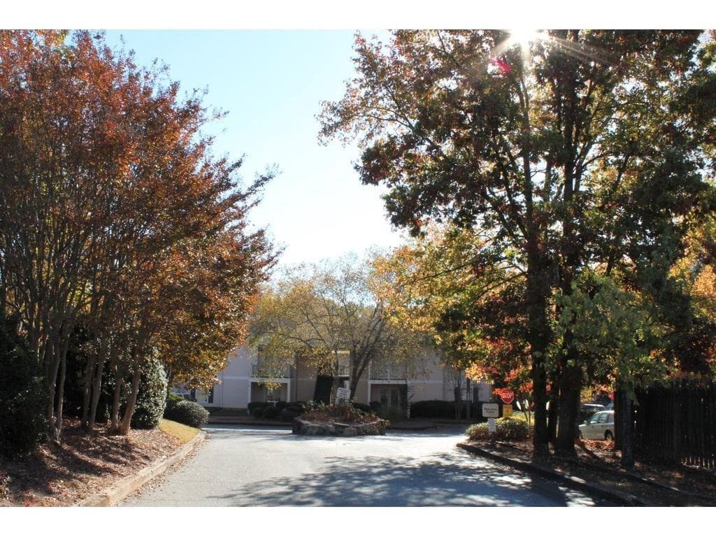 3 bedroom condominium sold at 3597 Woodbriar Circle, Tucker, GA 30084