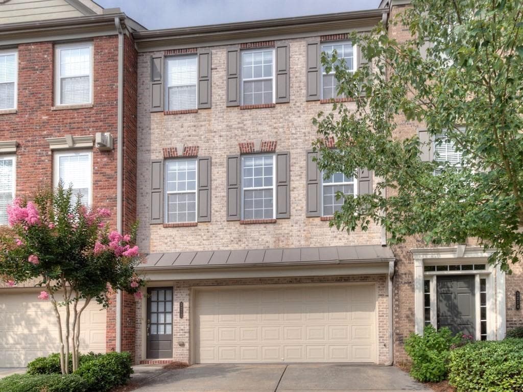 3212 Greenwood Oak Drive, Peachtree Corners, GA 30092 — most recent listing photo