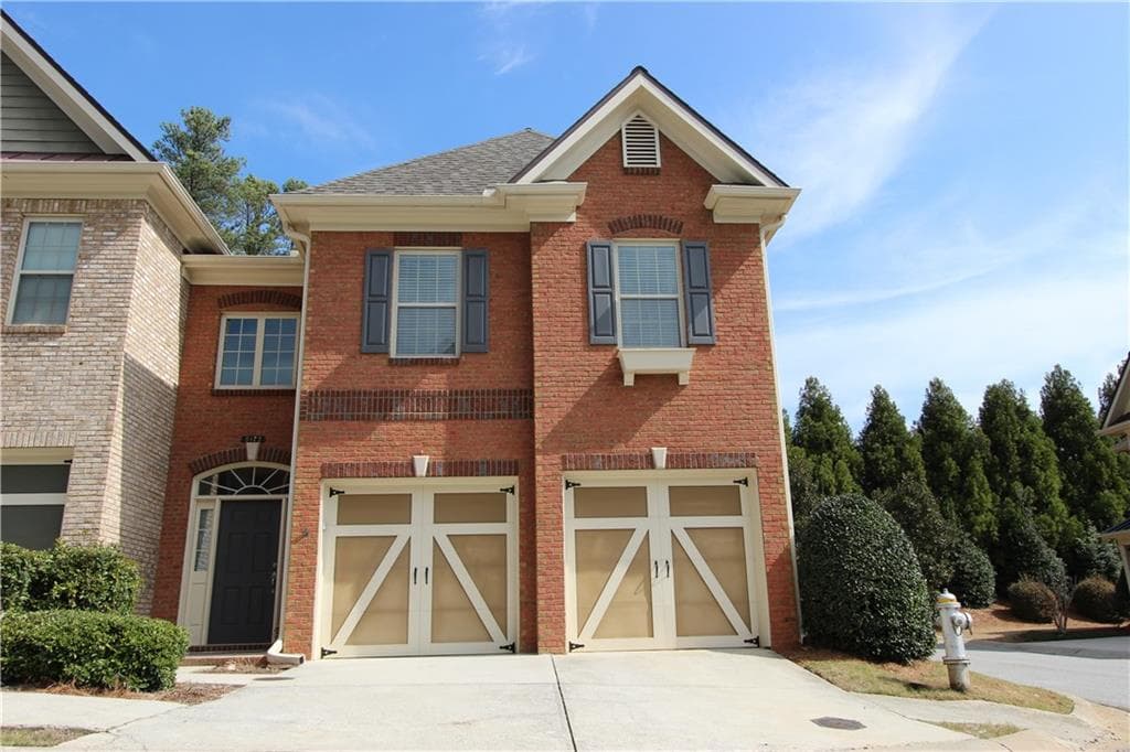 3 bedroom, 2,499 sq ft townhouse sold at 5172 Meridian Lane, Alpharetta, GA 30022