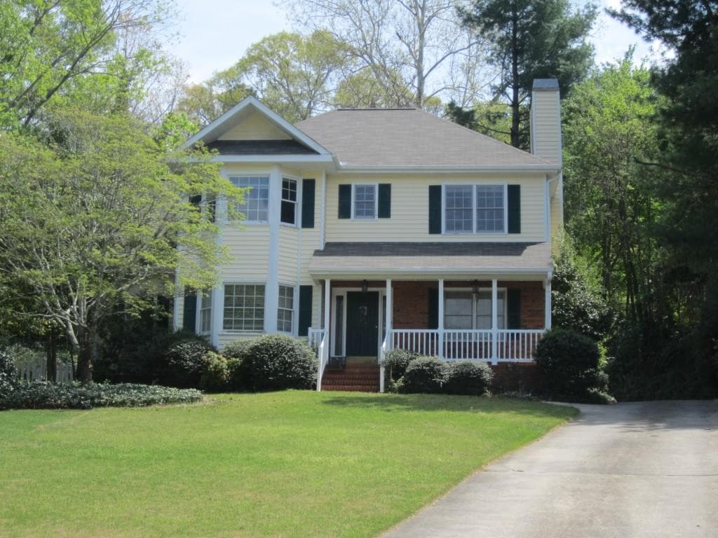 587 Long Oak Drive, Gainesville, GA 30501 — most recent listing photo