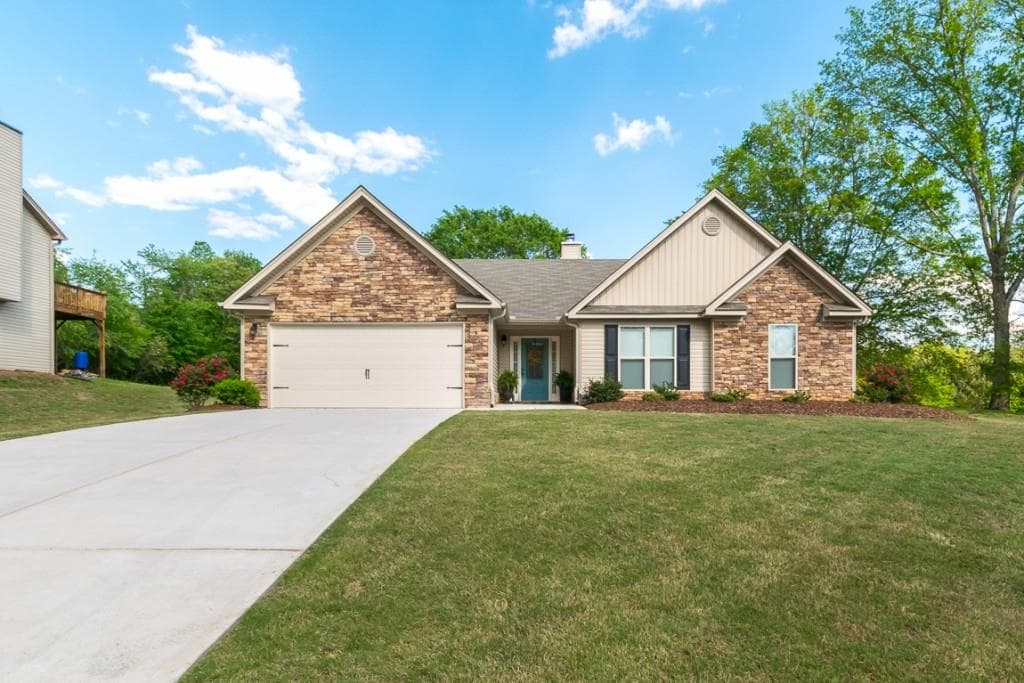 1528 Cedar Creek Drive, Loganville, GA 30052 — most recent listing photo