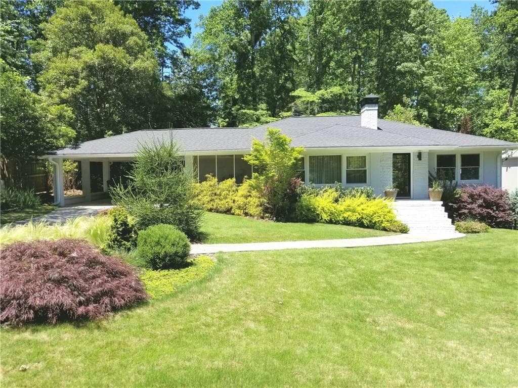 3 bedroom, 2,400 sq ft single family residence sold at 1296 Brook Forest Drive, Atlanta, GA 30324