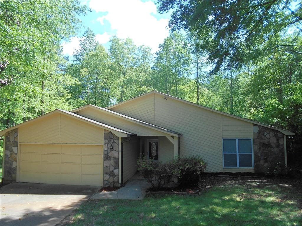 1362 Gray Rock Drive, Marietta, GA 30066 — most recent listing photo