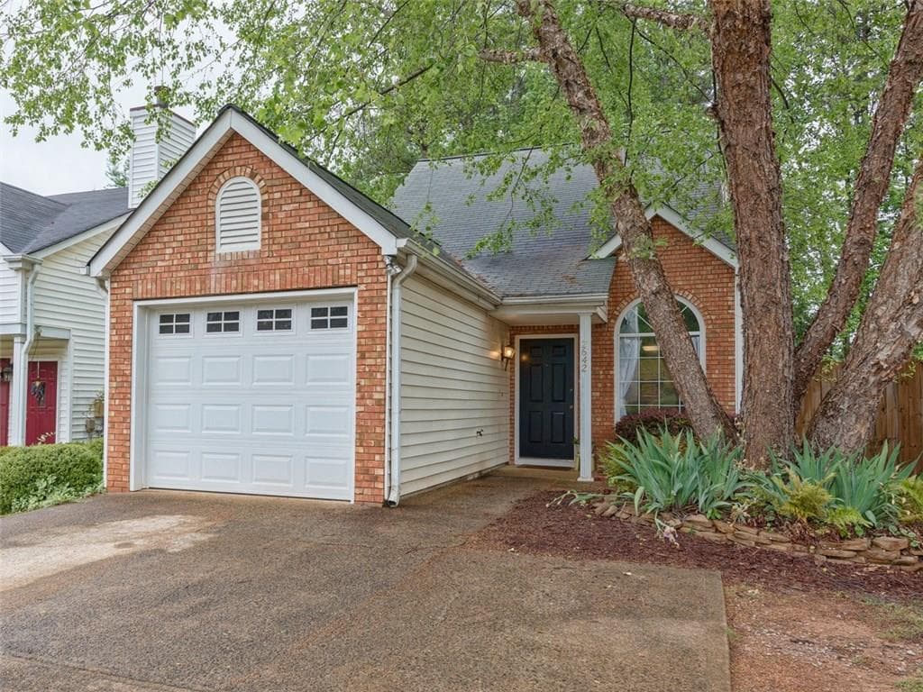 2642 Laurel Lane, Kennesaw, GA 30152 — most recent listing photo