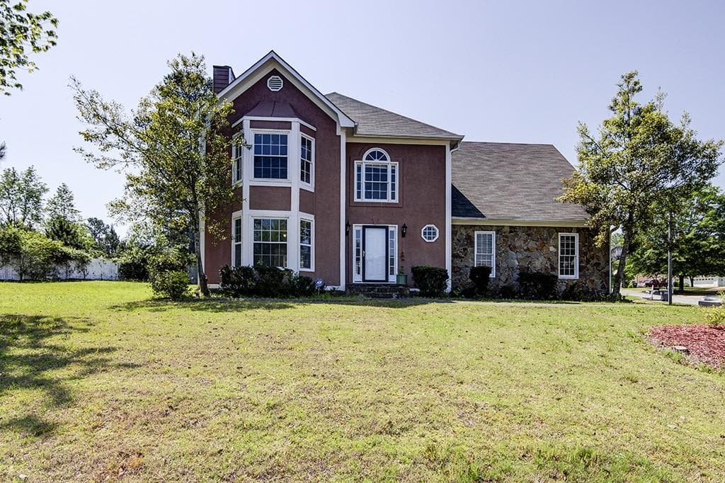 4 bedroom, 3,284 sq ft single family residence sold at 2851 Carnegie Way, Marietta, GA 30064