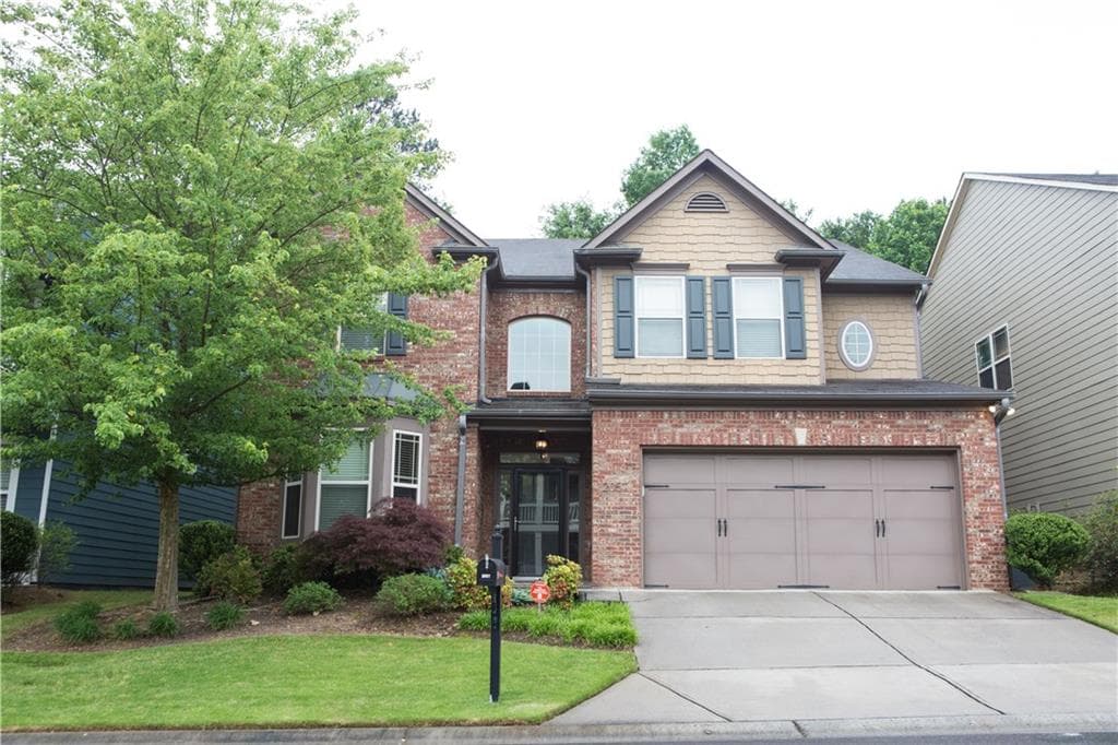 5 bedroom, 3,616 sq ft single family residence sold at 2057 Hatteras Way, Atlanta, GA 30318