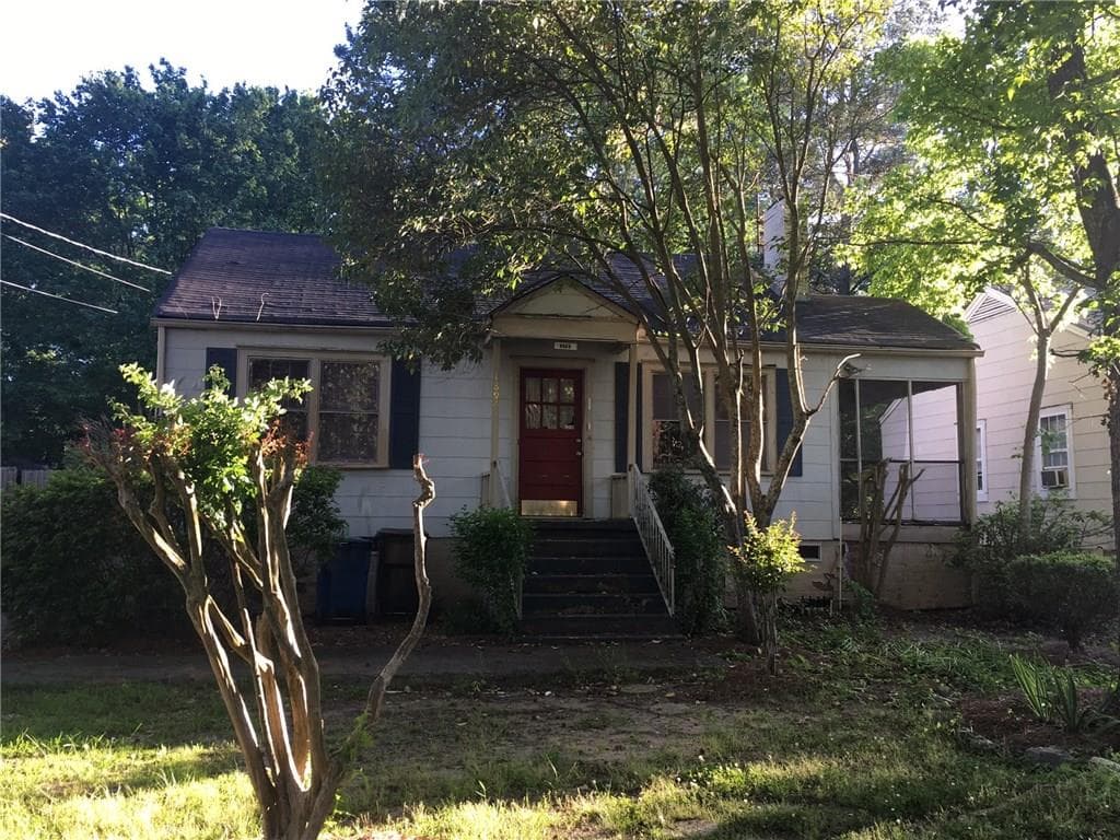 3 bedroom, 1,140 sq ft single family residence sold at 1896 Connally Drive, East Point, GA 30344