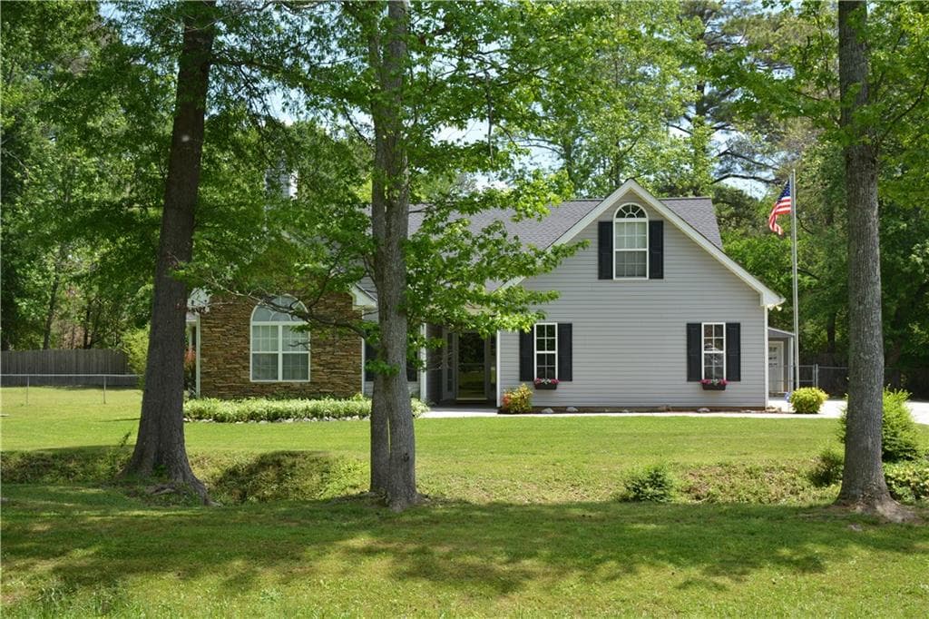 139 Ash Court, Calhoun, GA 30701 — most recent listing photo