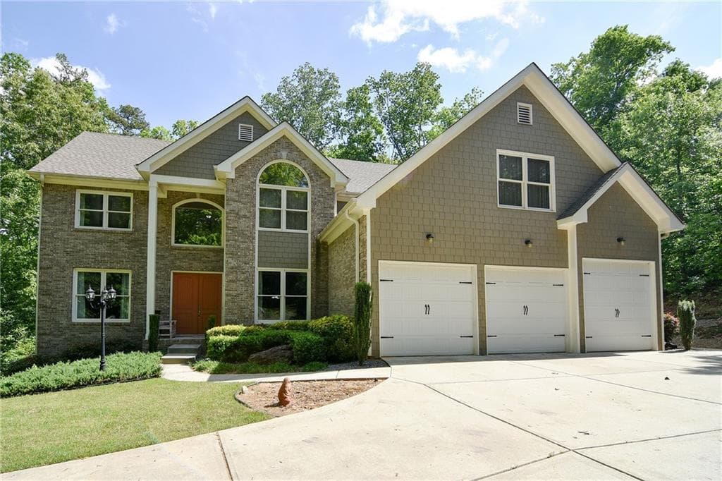 1835 Ledieu Road, Roswell, GA 30075 — most recent listing photo