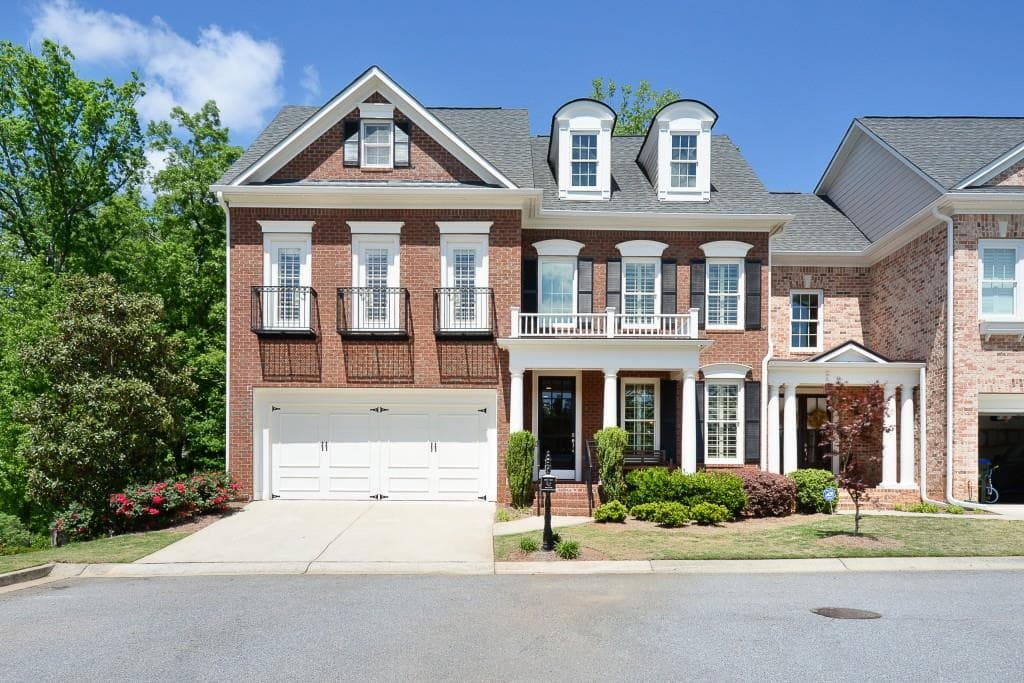 4 bedroom, 5,700 sq ft townhouse sold at 4012 Village Green Circle 4012, Roswell, GA 30075