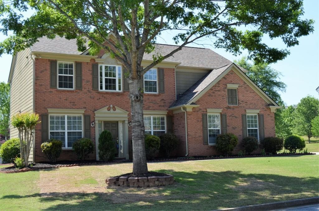 580 Midhurst Place, Suwanee, GA 30024 — most recent listing photo