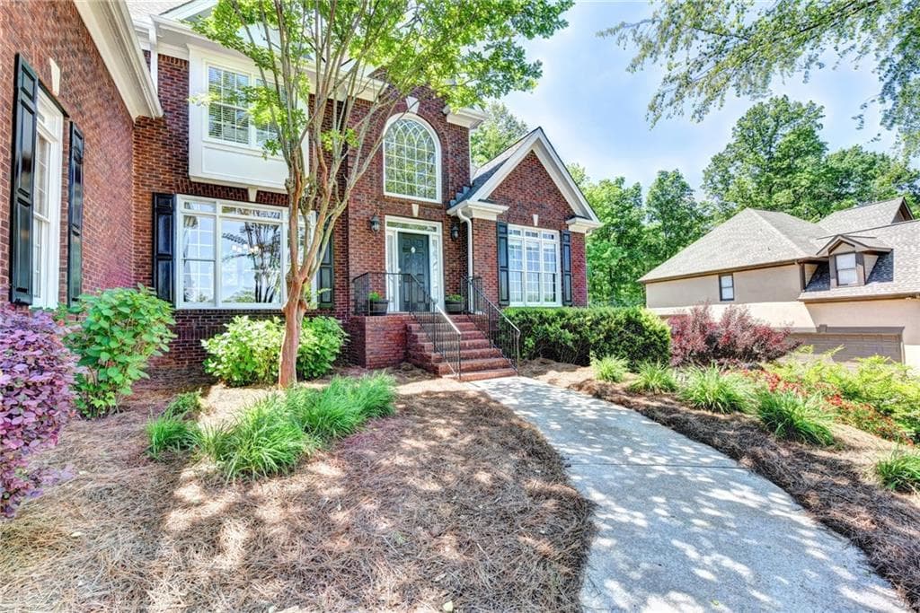 4 bedroom, 5,541 sq ft single family residence sold at 3970 Homestead Ridge Drive, Cumming, GA 30041