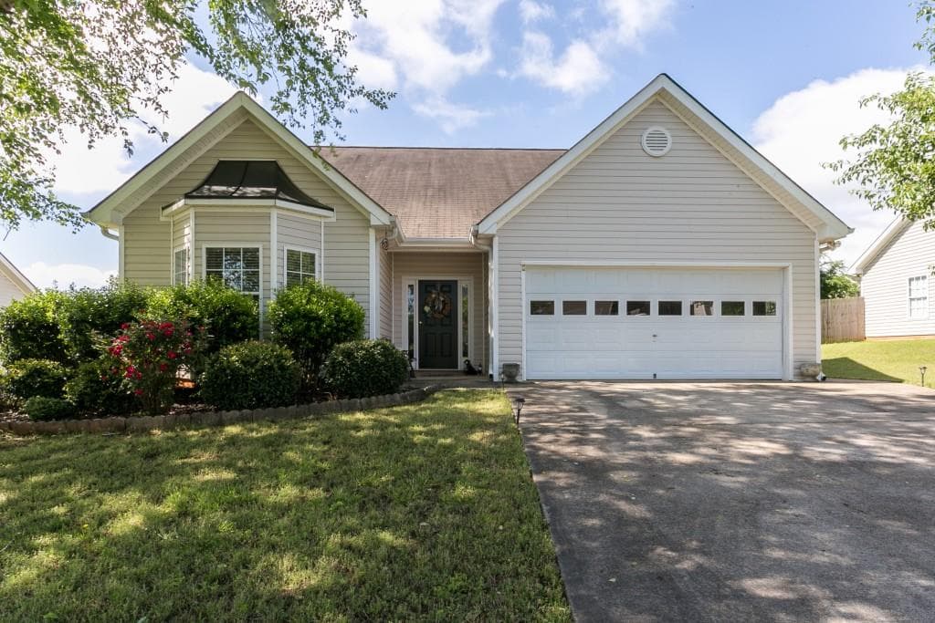205 Lee Court, Canton, GA 30115 — most recent listing photo