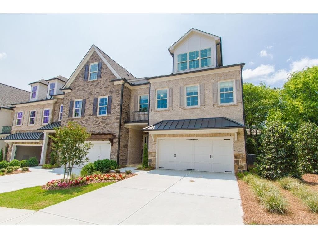 3910 Cliffmont Circle, Marietta, GA 30068 — most recent listing photo