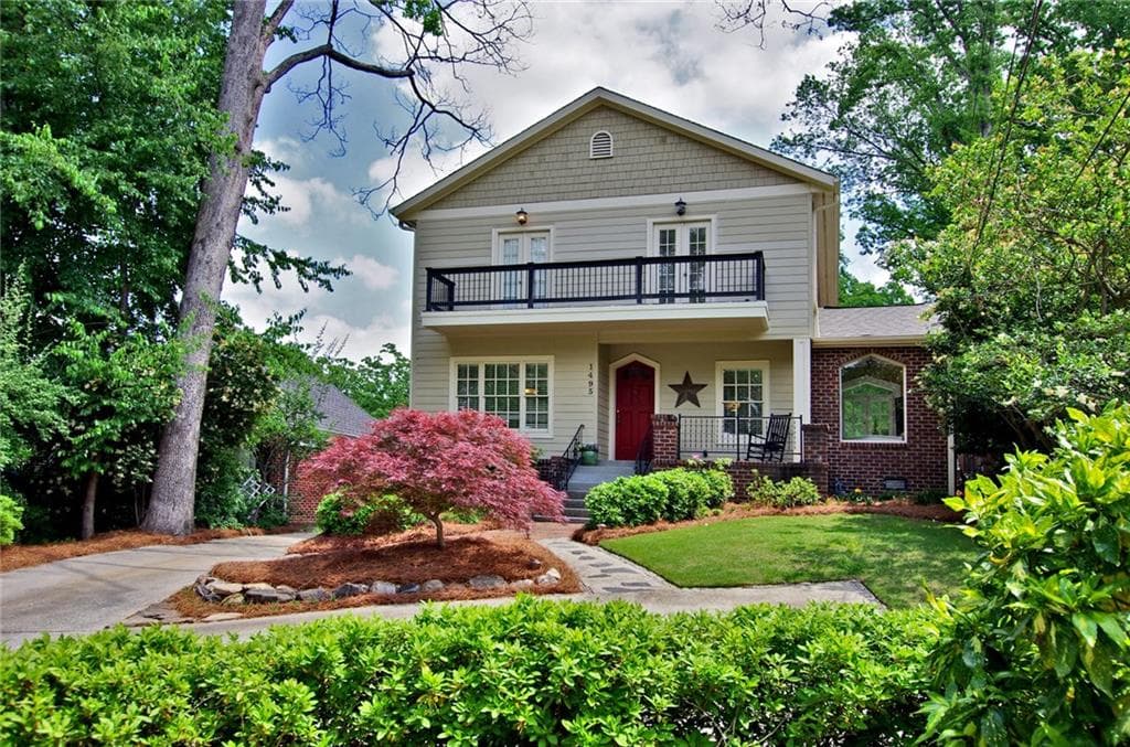 4 bedroom, 2,420 sq ft single family residence sold at 1495 Lanier Place, Atlanta, GA 30306