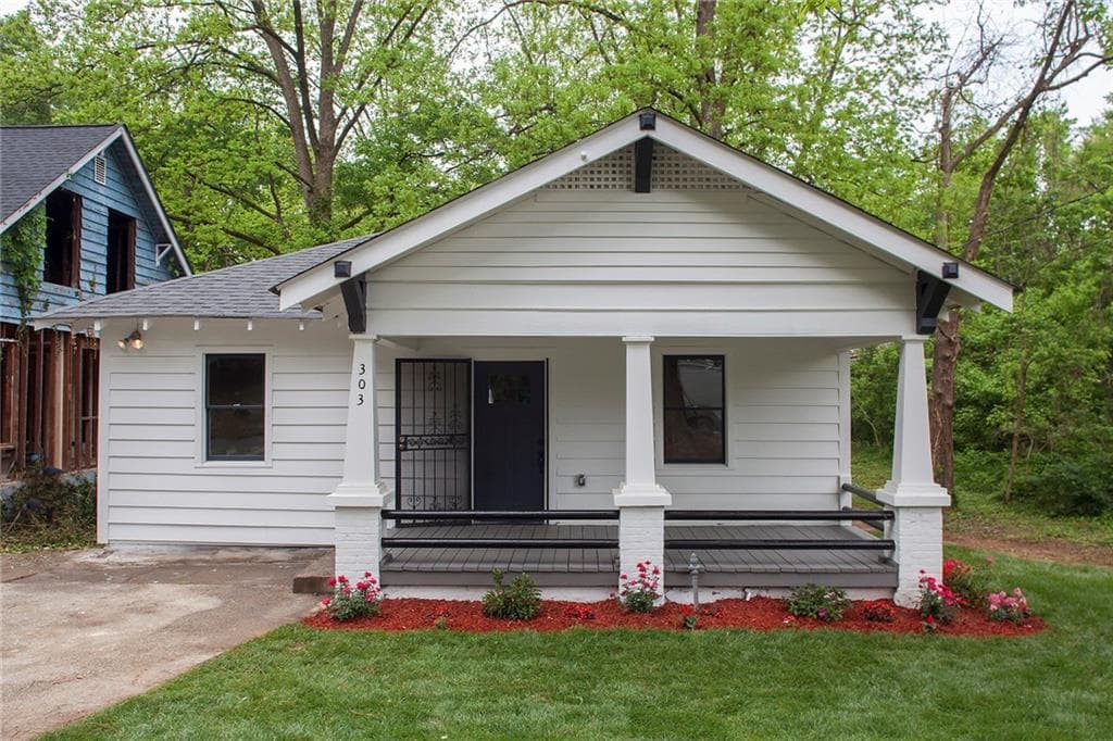 4 bedroom, 1,740 sq ft single family residence sold at 303 Atwood Street, Atlanta, GA 30310