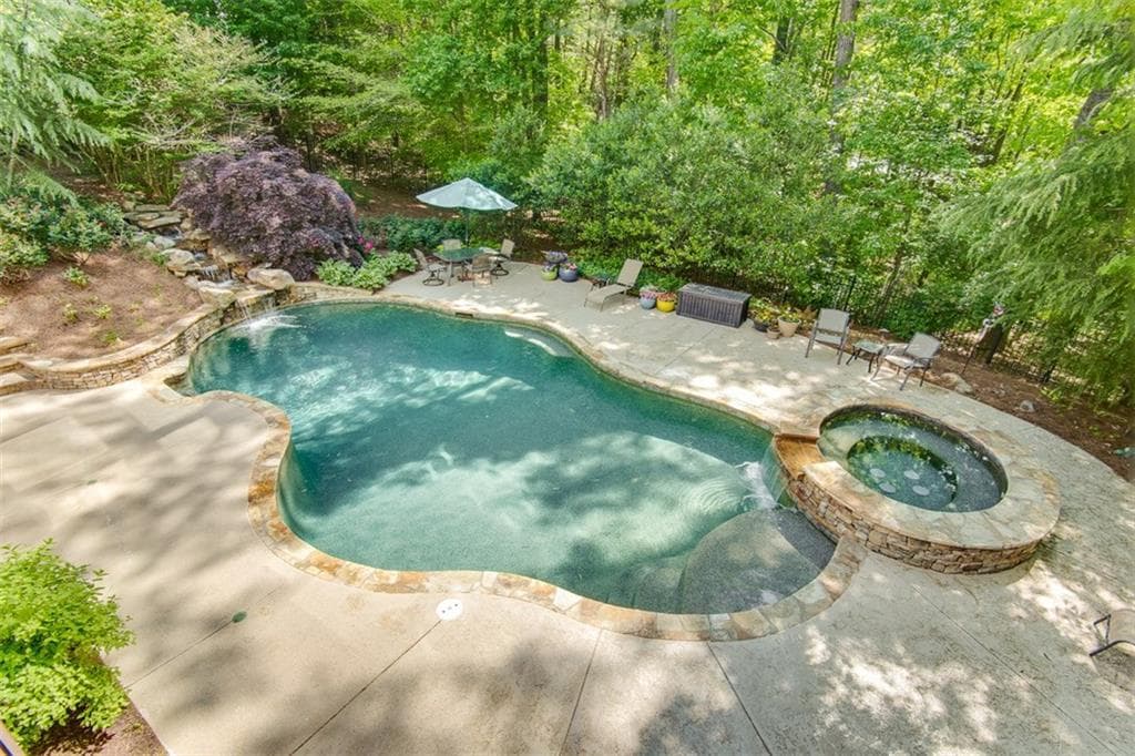 2010 Admiral Court, Alpharetta, GA 30005 — most recent listing photo