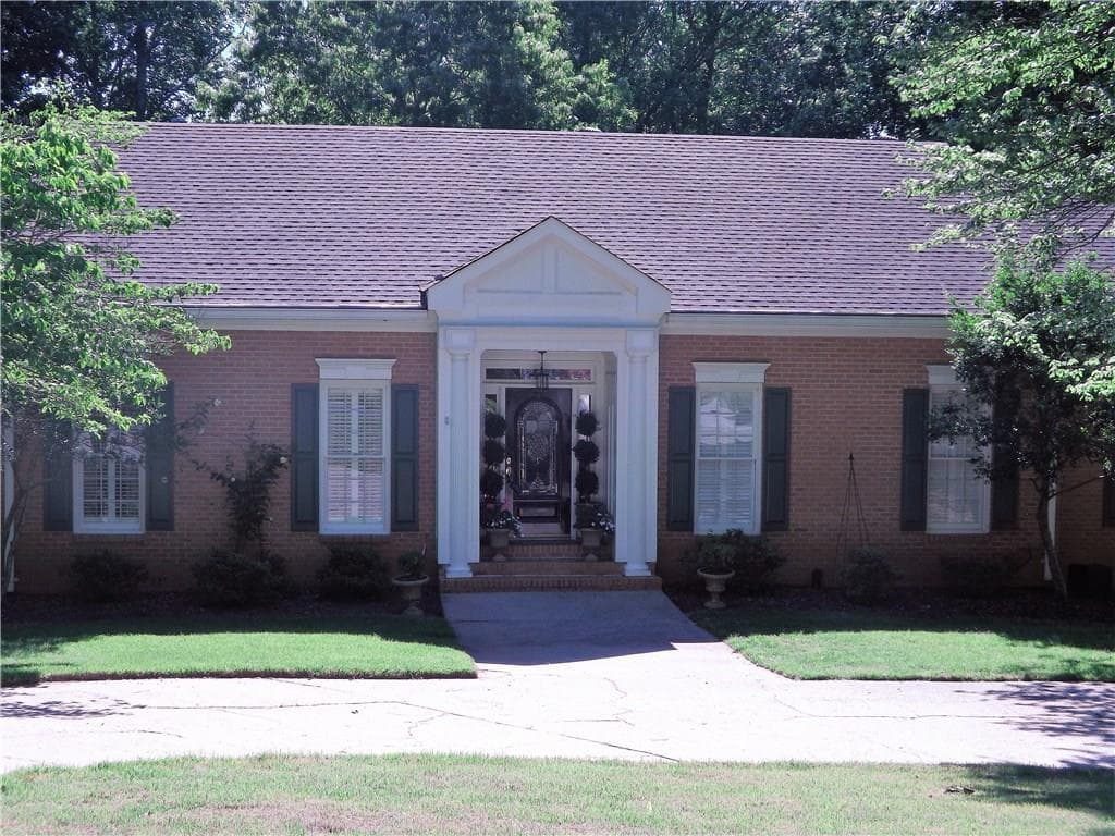 5090 Hampton Lake Drive, Marietta, GA 30068 — most recent listing photo