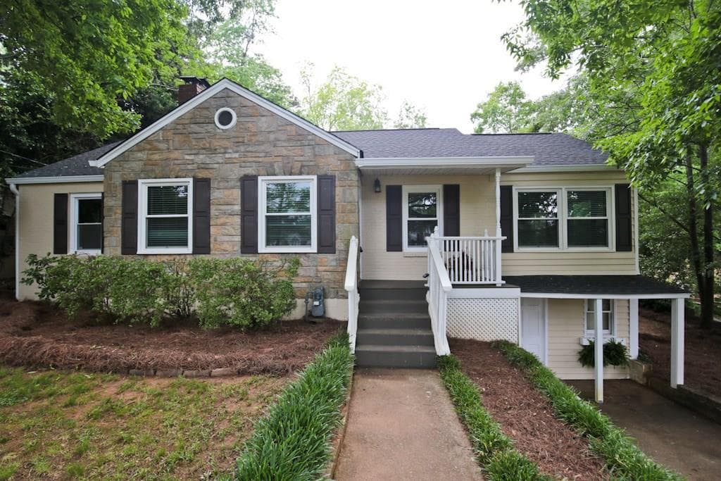 1007 Columbia Drive, Decatur, GA 30030 — most recent listing photo