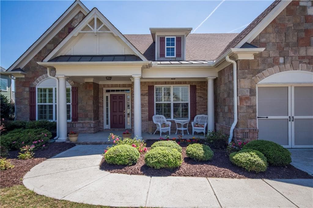 4 bedroom, 3,130 sq ft single family residence sold at 123 Northbrooke Trace, Woodstock, GA 30188