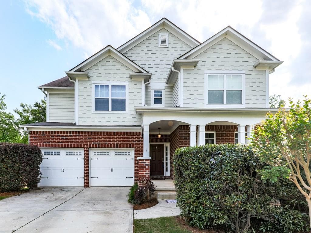 4 bedroom, 2,848 sq ft single family residence sold at 214 Hampton Station Boulevard, Canton, GA 30115