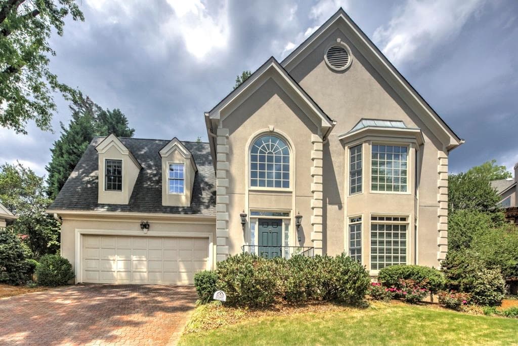 225 Embassy Court, Sandy Springs, GA 30328 — most recent listing photo