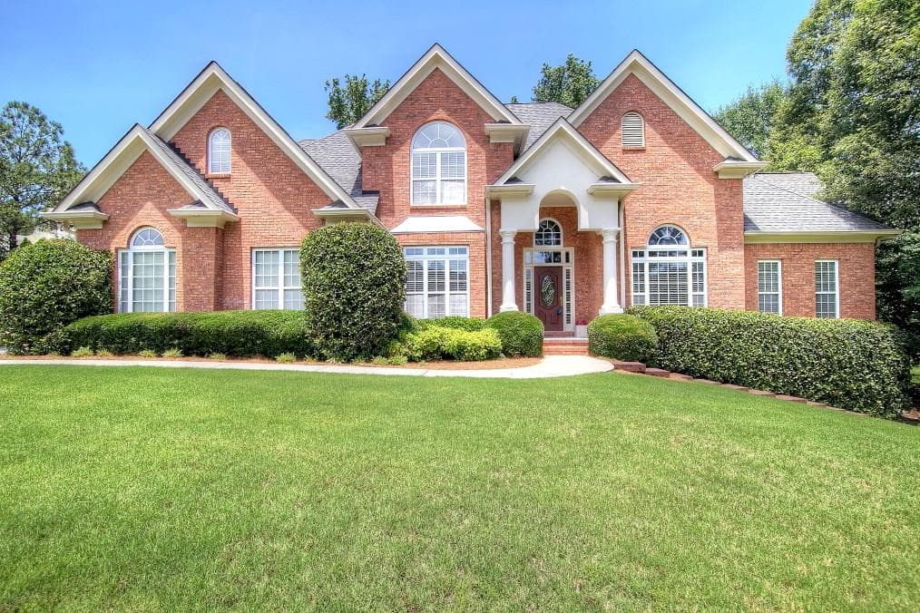 550 Lake Front Drive, Lilburn, GA 30047 — most recent listing photo