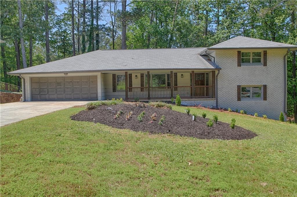 3 bedroom, 2,600 sq ft single family residence sold at 2477 Sherbrooke Drive, Atlanta, GA 30345