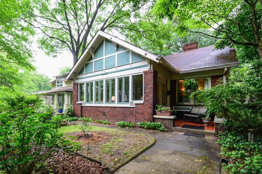 3 bedroom, 1,886 sq ft single family residence sold at 781 Vedado Way, Atlanta, GA 30308