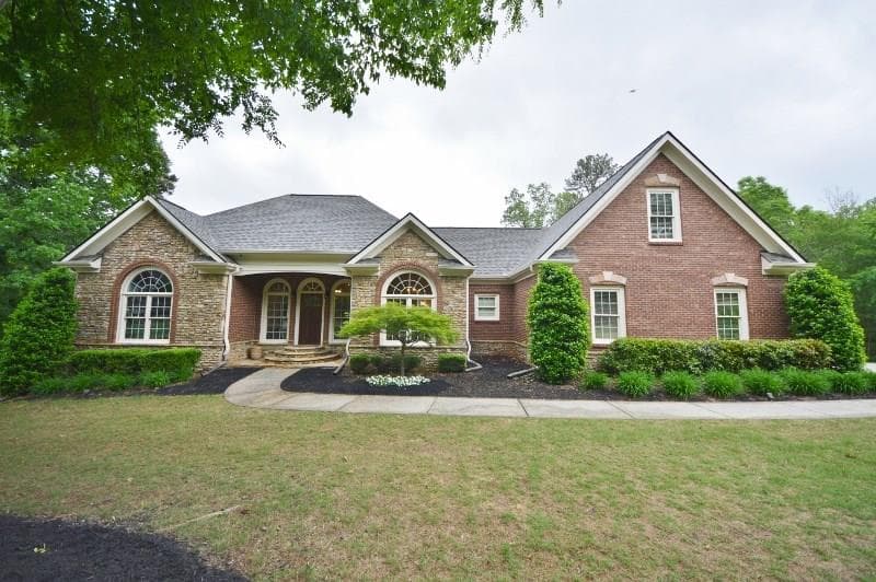 340 River Bluff, Hoschton, GA 30548 — most recent listing photo