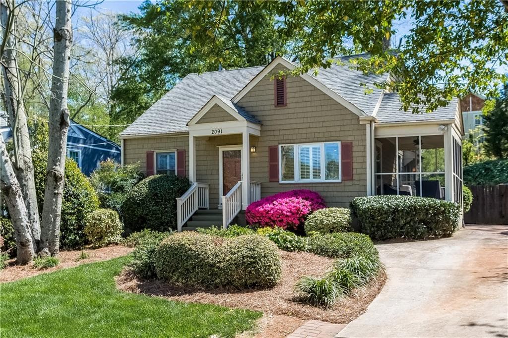 3 bedroom, 1,963 sq ft single family residence sold at 2091 Emery Place, Atlanta, GA 30317