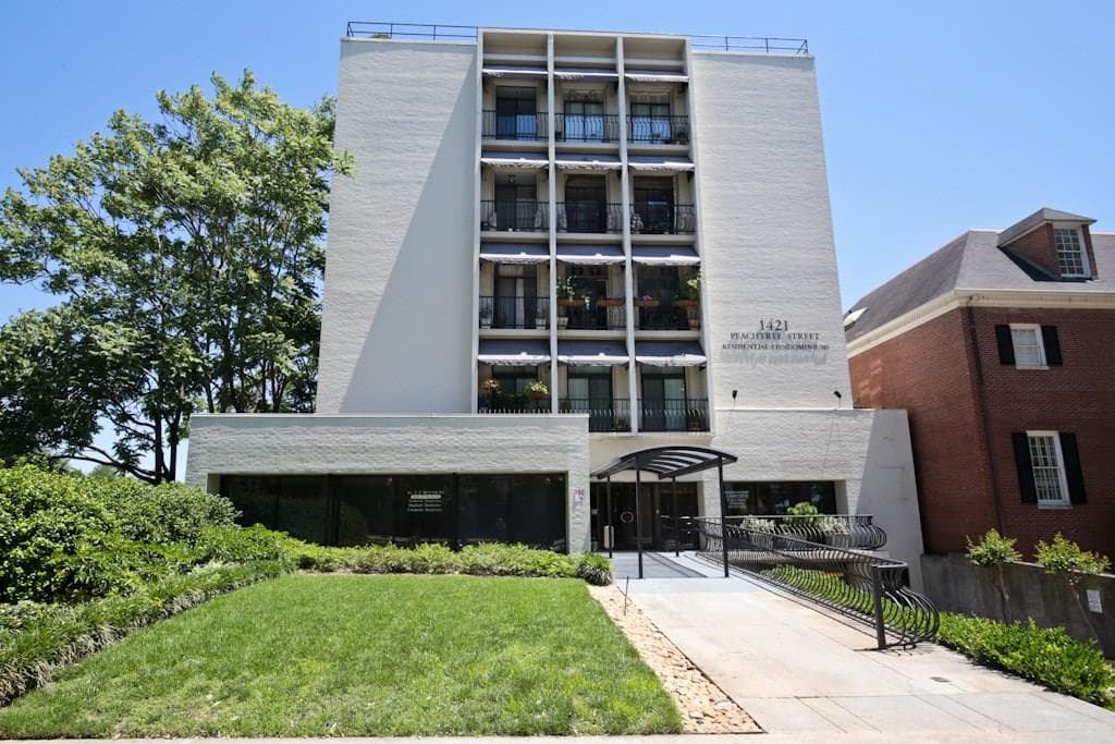 1421 Peachtree Street 512, Atlanta, GA 30309 — most recent listing photo