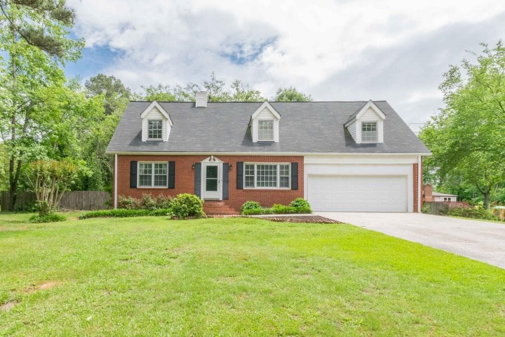 5636 Pinedale Circle, Sugar Hill, GA 30518 — most recent listing photo