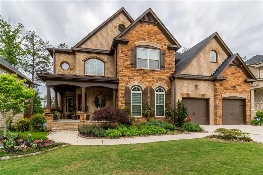 5 bedroom, 3,436 sq ft single family residence sold at 145 Lakestone Parkway, Woodstock, GA 30188