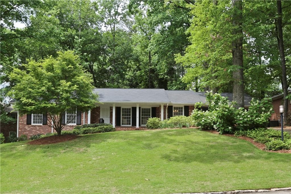 2916 Ponderosa Circle, Decatur, GA 30033 — most recent listing photo