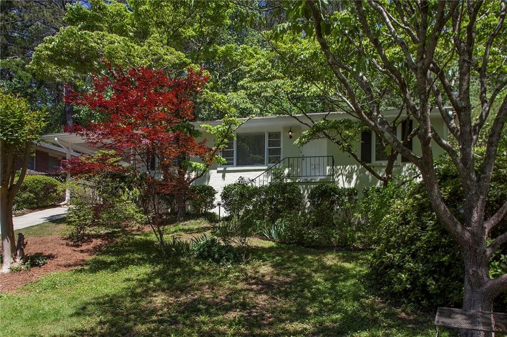 2334 Hunting Valley Drive, Decatur, GA 30033 — most recent listing photo