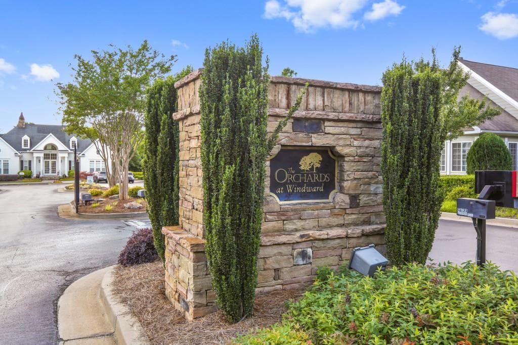 3049 Oakside Circle, Alpharetta, GA 30004 — most recent listing photo