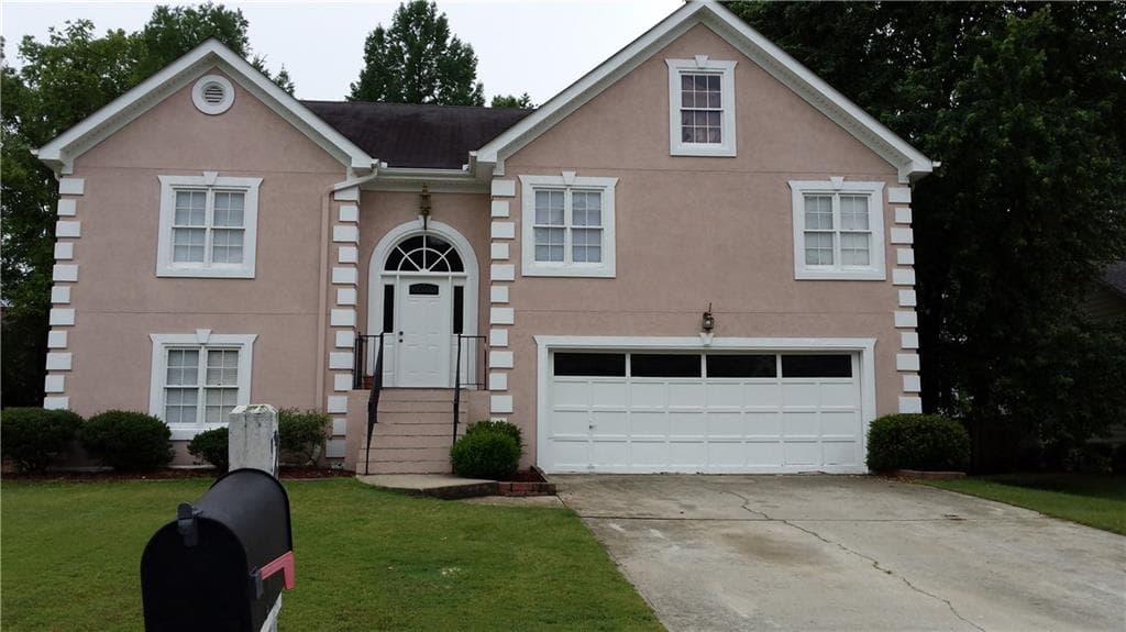 255 Chandler Court, Sugar Hill, GA 30518 — most recent listing photo