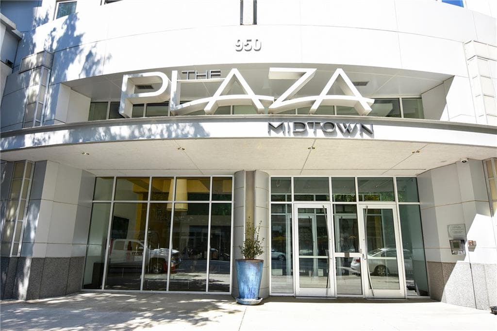 2 bedroom, 1,512 sq ft condominium sold at 950 W Peachtree Street 407, Atlanta, GA 30309