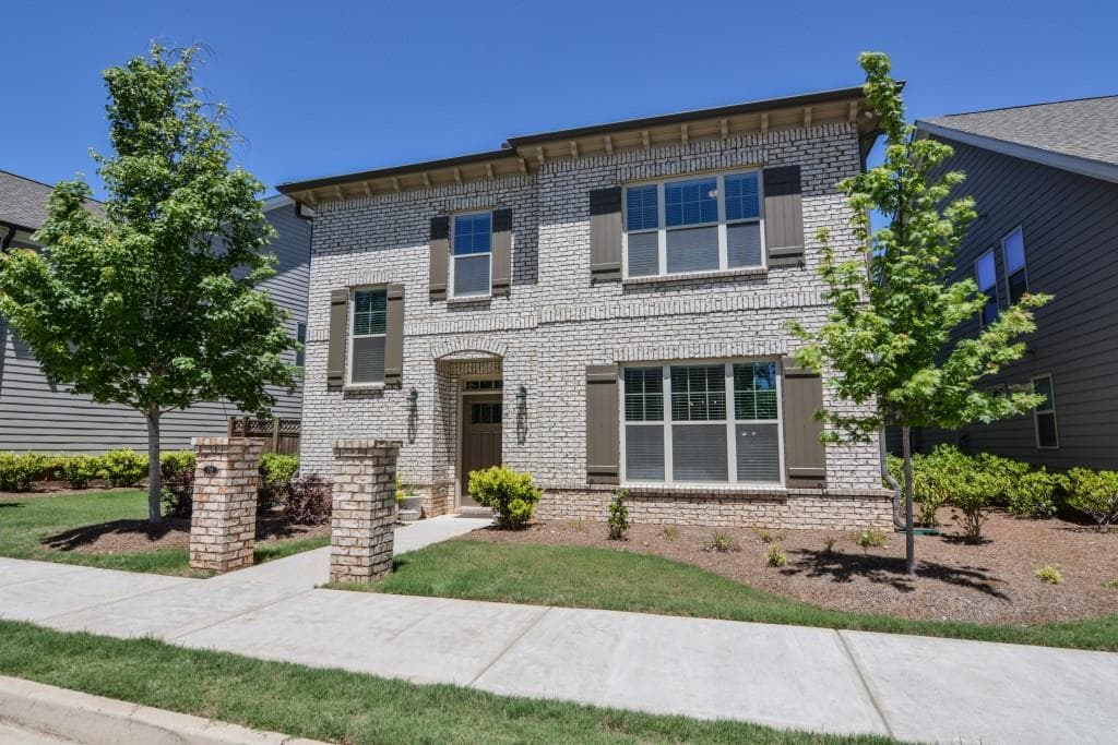 4 bedroom, 2,588 sq ft single family residence sold at 715 Park Manor Drive, Smyrna, GA 30082
