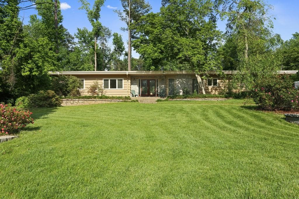 7355 Twin Branch Road, Sandy Springs, GA 30328 — most recent listing photo