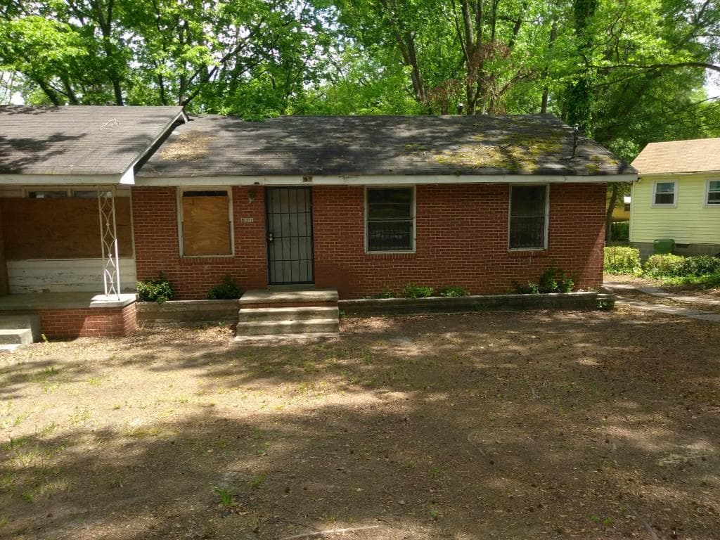 duplex sold at 831 Commodore Drive, Atlanta, GA 30318