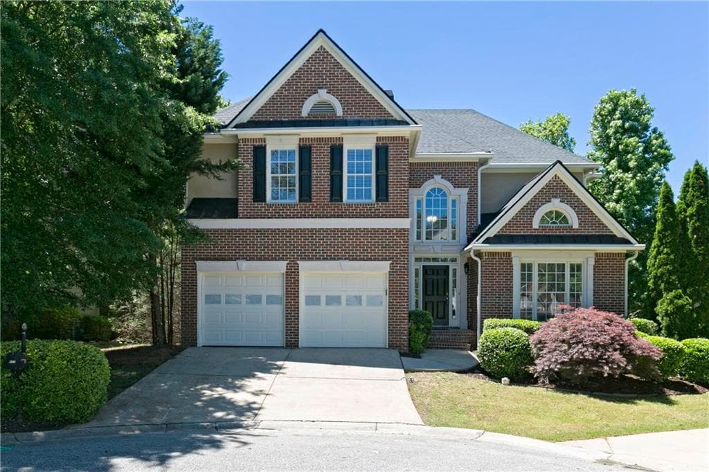 4 bedroom, 3,350 sq ft single family residence sold at 607 Bassett Court, Smyrna, GA 30080