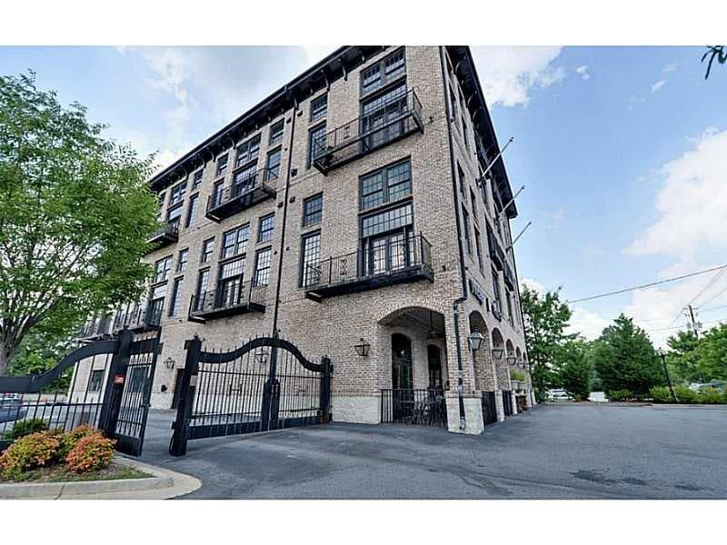 2 bedroom, 1,123 sq ft condominium sold at 5434 Peachtree Road 107, Atlanta, GA 30341
