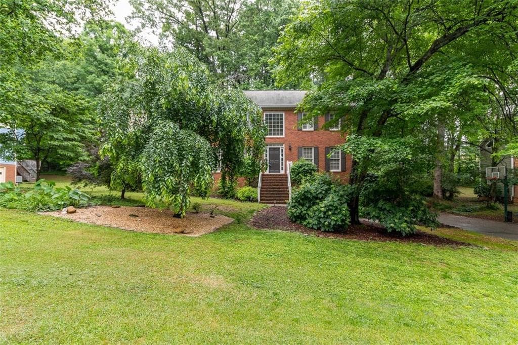 4 bedroom, 3,408 sq ft single family residence sold at 1651 Oakford Court, Marietta, GA 30064