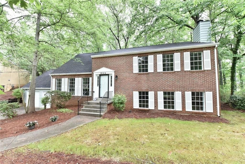 944 Lost Creek Circle, Stone Mountain, GA 30088 — most recent listing photo