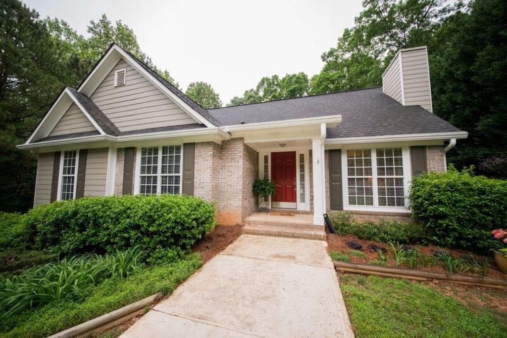 3 bedroom, 1,857 sq ft single family residence sold at 4085 Gables Place, Buford, GA 30519