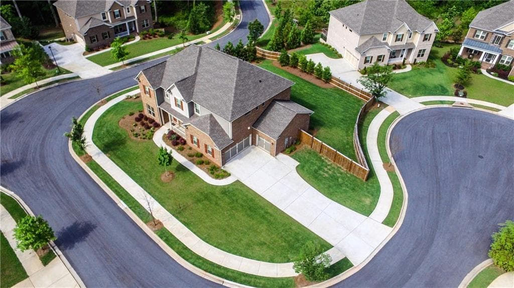 4 bedroom, 3,996 sq ft single family residence sold at 12270 Ferncreek Drive, Alpharetta, GA 30004