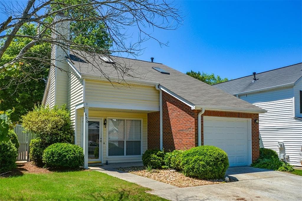 550 Crossbridge Alley, Alpharetta, GA 30022 — most recent listing photo